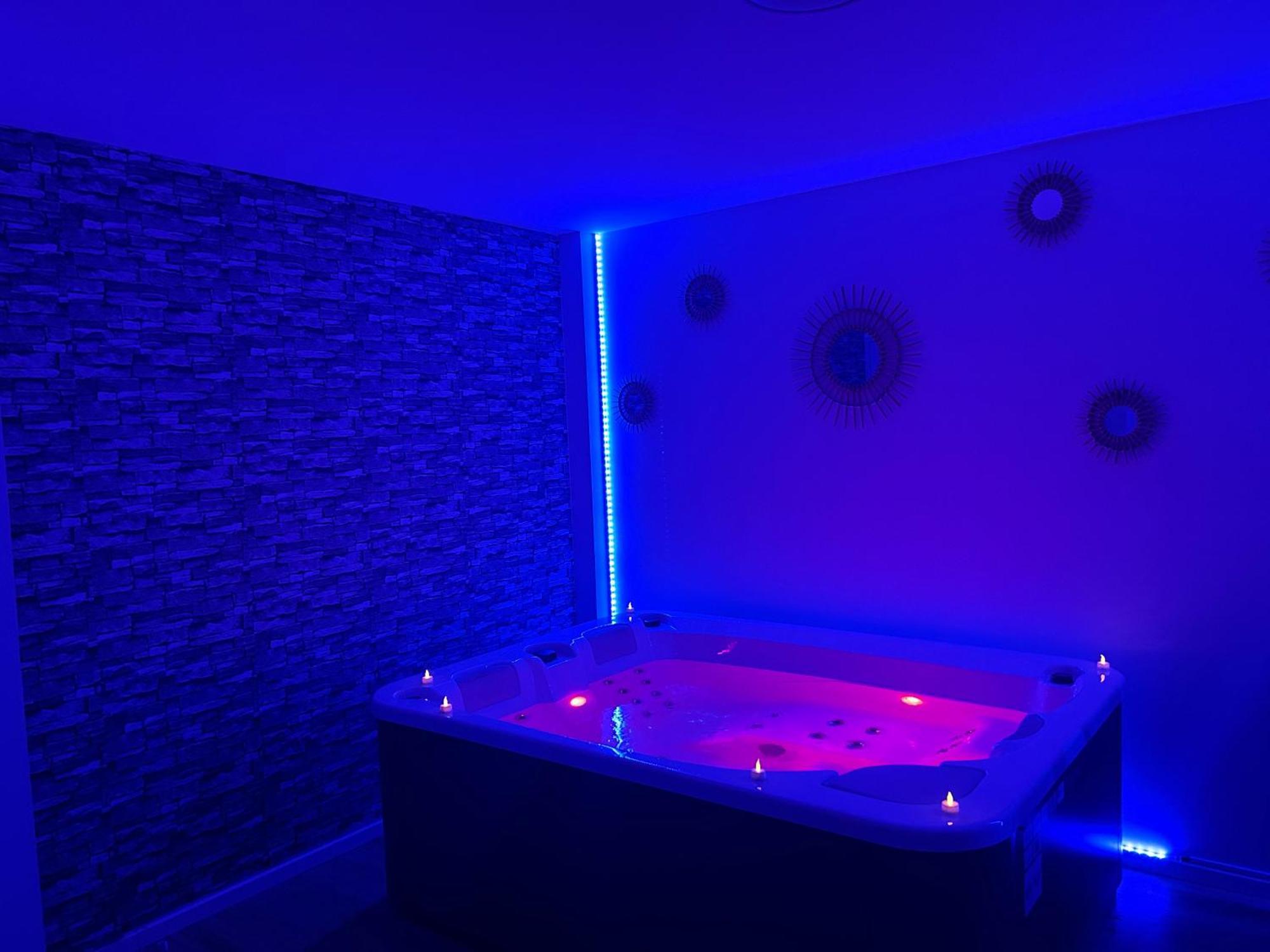 Privatespa Love Room Jacuzzi Privatif Toulouse Exterior foto